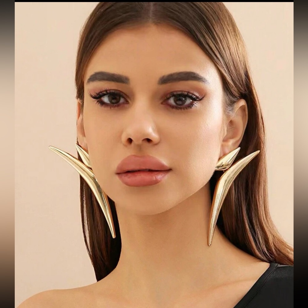 Melting Liquid Asymmetrical Drop Earrings
Golden Statement Earrings For Women